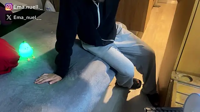 Emanuell   online show from 04/18/26, 11:16