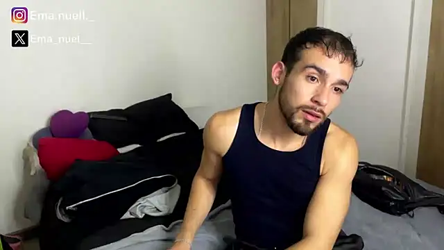 Snapshot of Emanuell__ chatting on 04/24/26, 01:41 Emanuell online show from 04/24/26, 01:41
