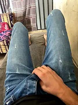 Snapshot of stevesaa chatting on 10/08/25, 09:51 stevesaa online show from 10/08/25, 09:51