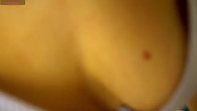 Danielle Thomas online show from 12/14/25, 02:17