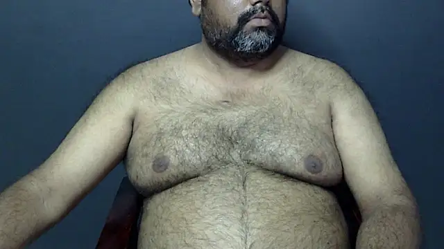 Snapshot of hairysubcub_70 chatting on 03/22/25, 09:34 hairysubcub 70 online show from 03/22/25, 09:34