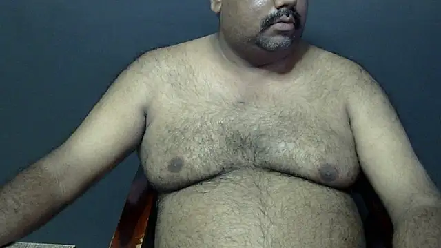 Snapshot of hairysubcub_70 chatting on 09/11/25, 06:57 hairysubcub 70 online show from 09/11/25, 06:57