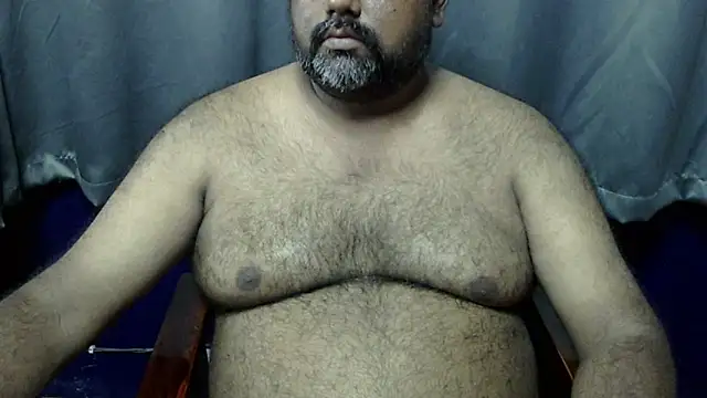 Snapshot of hairysubcub_70 chatting on 10/01/25, 09:04 hairysubcub 70 online show from 10/01/25, 09:04