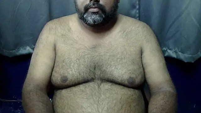 Snapshot of hairysubcub_70 chatting on 10/12/25, 07:51 hairysubcub 70 online show from 10/12/25, 07:51