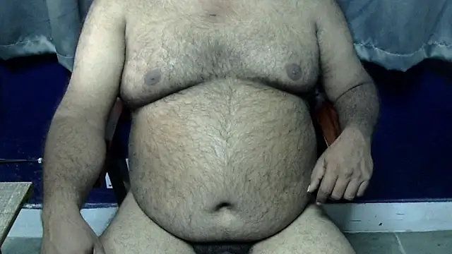 Snapshot of hairysubcub_70 chatting on 11/10/25, 05:50 hairysubcub 70 online show from 11/10/25, 05:50