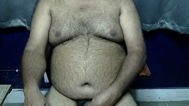 Snapshot of hairysubcub_70 chatting on 12/03/25, 07:27 hairysubcub 70 online show from 12/03/25, 07:27