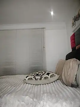 Snapshot of sexyTHANDO chatting on 02/27/25, 09:14 sexyTHANDO online show from 02/27/25, 09:14