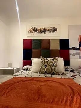 Snapshot of sexyTHANDO chatting on 09/27/25, 11:10 sexyTHANDO online show from 09/27/25, 11:10