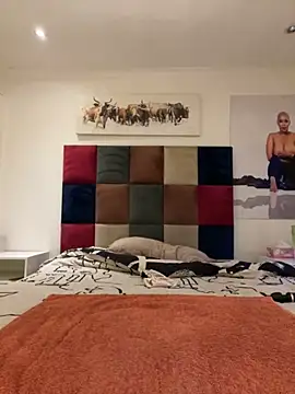 Snapshot of sexyTHANDO chatting on 10/19/25, 08:20 sexyTHANDO online show from 10/19/25, 08:20