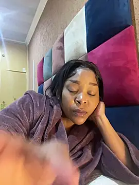 Snapshot of sexyTHANDO chatting on 07/29/26, 09:02 sexyTHANDO online show from 07/29/26, 09:02