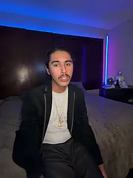 Snapshot of jrrichforever chatting on 03/25/26, 04:29 jrrichforever online show from 03/25/26, 04:29