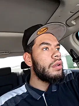 modelo38528061 online show from 04/02/26, 08:28