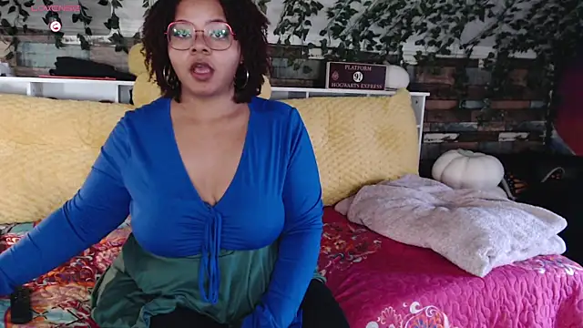 Snapshot of -khayaparker chatting on 01/03/25, 01:36 -khayaparker online show from 01/03/25, 01:36