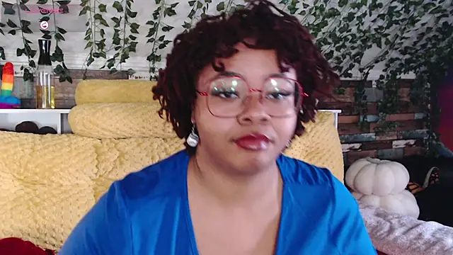 Snapshot of -khayaparker chatting on 01/19/25, 04:14 -khayaparker online show from 01/19/25, 04:14