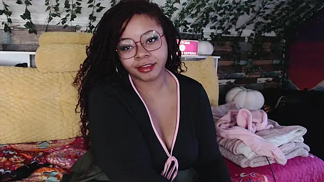 Snapshot of -khayaparker chatting on 02/09/25, 01:56 -khayaparker online show from 02/09/25, 01:56