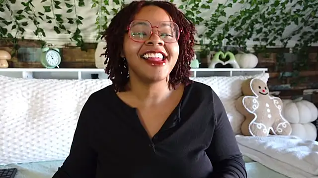 Snapshot of -khayaparker chatting on 03/03/25, 04:24 -khayaparker online show from 03/03/25, 04:24