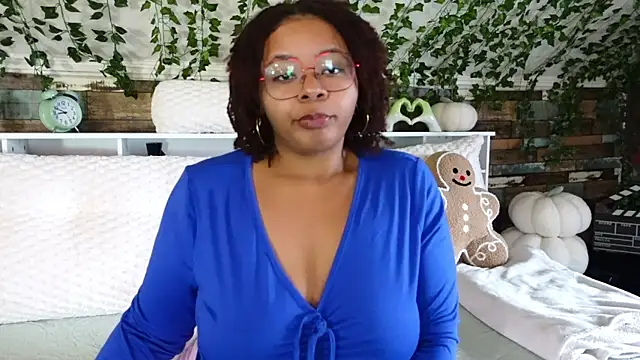 Snapshot of -khayaparker chatting on 03/07/25, 01:51 -khayaparker online show from 03/07/25, 01:51