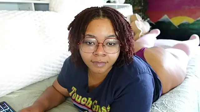 Snapshot of -khayaparker chatting on 03/10/25, 03:30 -khayaparker online show from 03/10/25, 03:30