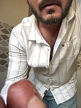 Spicy aryan online show from 02/18/25, 08:16