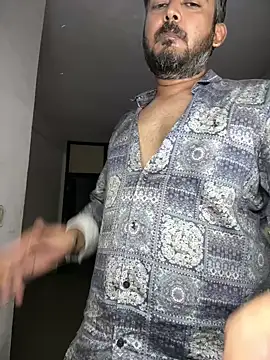 Spicy aryan online show from 05/17/26, 04:03