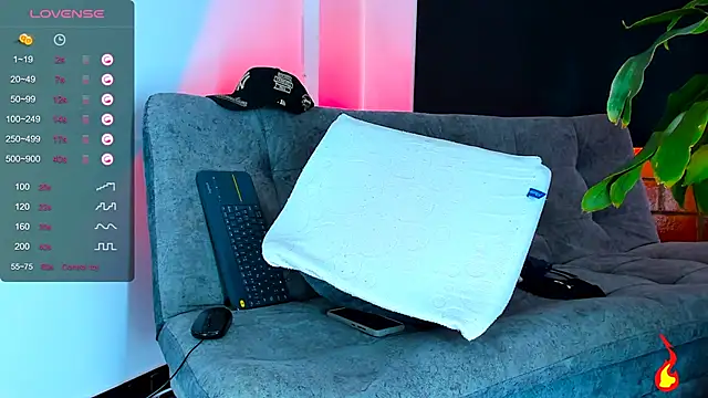 vanegas luis online show from 12/05/24, 01:06