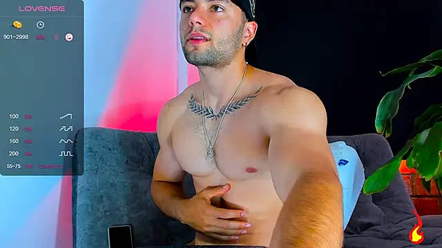 vanegas luis online show from 12/22/24, 02:27