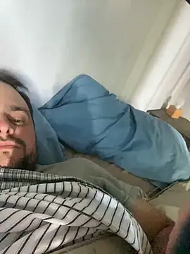 carlos01172011 online show from 10/20/25, 10:38