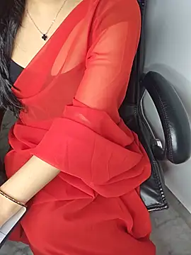 Snapshot of aliyaah_singh chatting on 06/01/26, 05:58 aliyaah singh online show from 06/01/26, 05:58