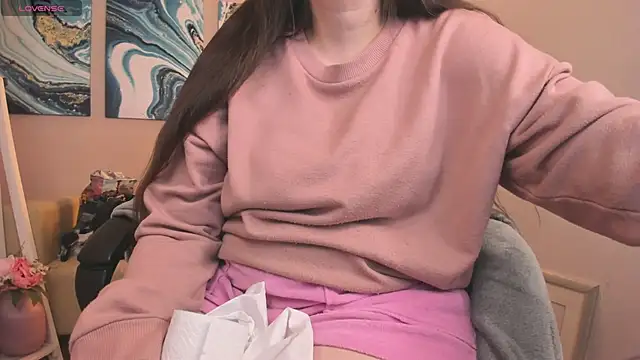 Snapshot of BattyMoll chatting on 01/02/25, 08:35 BattyMoll online show from 01/02/25, 08:35