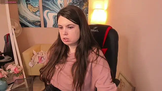 Snapshot of BattyMoll chatting on 01/07/25, 03:33 BattyMoll online show from 01/07/25, 03:33