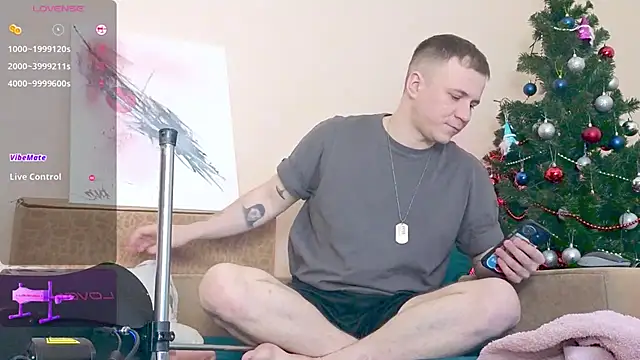 Snapshot of Ethan_and_mike chatting on 01/04/25, 11:00 Ethan and mike online show from 01/04/25, 11:00