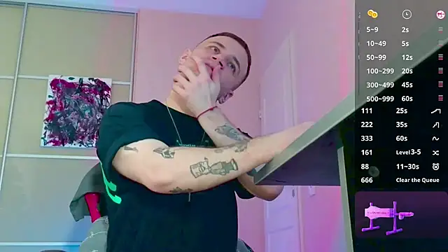 Snapshot of Ethan_and_mike chatting on 01/18/26, 11:58 Ethan and mike online show from 01/18/26, 11:58