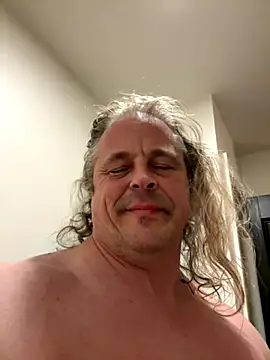 zeus337 online show from 11/18/25, 02:17