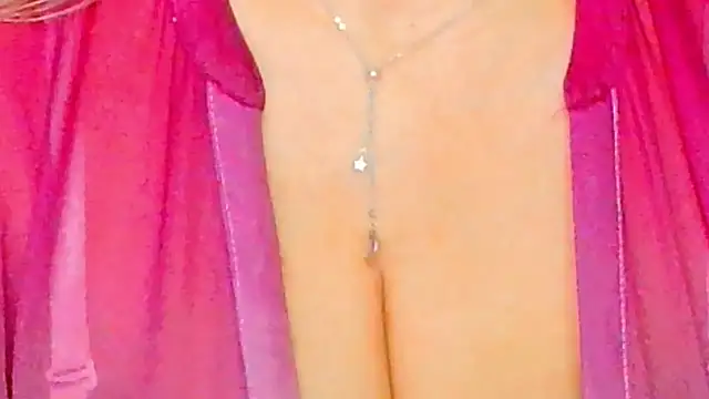 Snapshot of Tyana40 chatting on 02/12/25, 08:49 Tyana40 online show from 02/12/25, 08:49