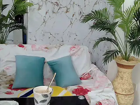 Snapshot of SweetAsianAss chatting on 11/03/25, 11:37 SweetAsianAss online show from 11/03/25, 11:37