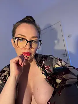 Snapshot of FemDom_RubyKnightXXO chatting on 01/30/25, 07:48 FemDom RubyKnightXXO online show from 01/30/25, 07:48