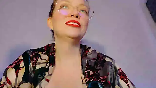 Snapshot of FemDom_RubyKnightXXO chatting on 03/10/25, 11:27 FemDom RubyKnightXXO online show from 03/10/25, 11:27