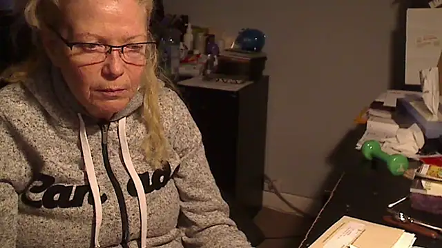 Snapshot of XTRAHORNYONE chatting on 03/23/25, 12:15 XTRAHORNYONE online show from 03/23/25, 12:15