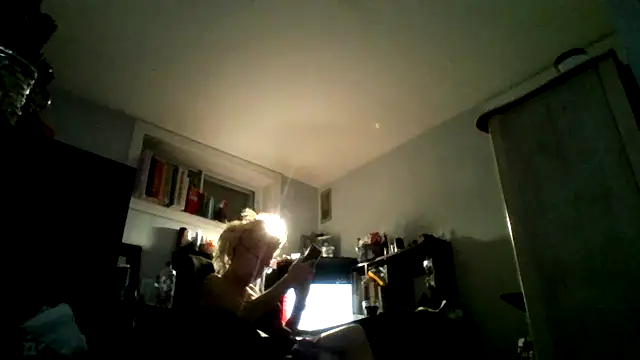 XTRAHORNYONE online show from 02/15/26, 03:58