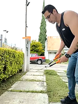 Snapshot of towers_j chatting on 09/11/25, 07:25 towers j online show from 09/11/25, 07:25