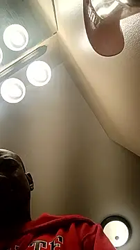 RinsingWood84 online show from 10/30/25, 02:57