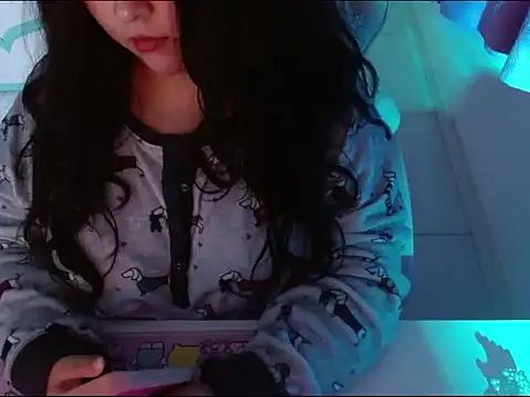 Snapshot of KittyK3 chatting on 10/02/25, 03:46 KittyK3 online show from 10/02/25, 03:46