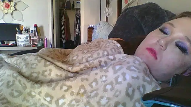 Snapshot of JadeDaMilf chatting on 03/06/25, 08:37 JadeDaMilf online show from 03/06/25, 08:37