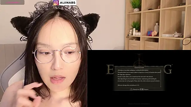 Snapshot of aliiiiiina chatting on 01/20/25, 12:15 aliiiiiina online show from 01/20/25, 12:15