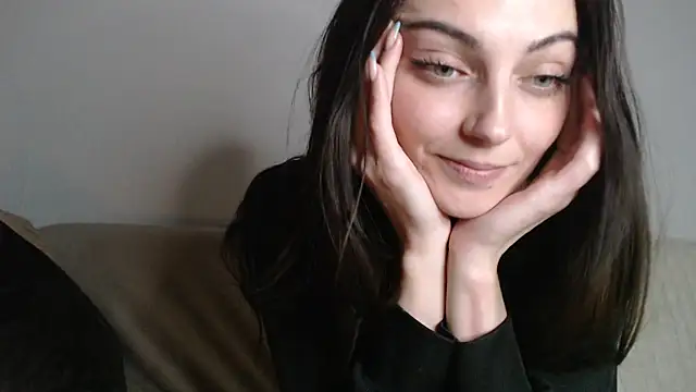 Snapshot of Katze22 chatting on 12/18/24, 05:00 Katze22 online show from 12/18/24, 05:00