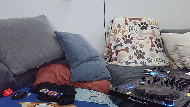 pyrowuff online show from 09/10/25, 06:35