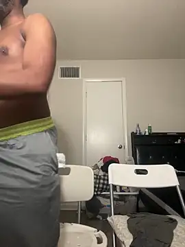 Snapshot of DancingLemonade chatting on 01/18/25, 12:57 DancingLemonade online show from 01/18/25, 12:57