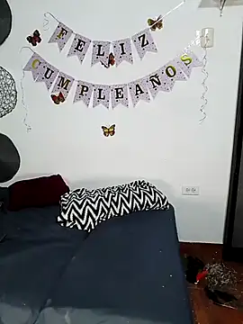 Snapshot of sharom_smith1 chatting on 12/07/24, 08:22 sharom smith1 online show from 12/07/24, 08:22