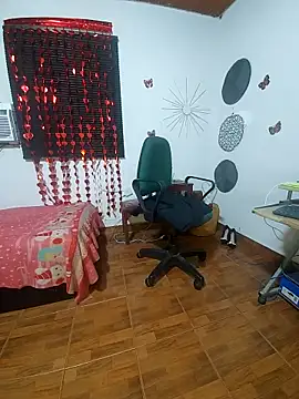 Snapshot of sharom_smith1 chatting on 02/28/25, 07:05 sharom smith1 online show from 02/28/25, 07:05