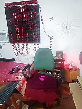 Snapshot of sharom_smith1 chatting on 03/11/25, 02:43 sharom smith1 online show from 03/11/25, 02:43